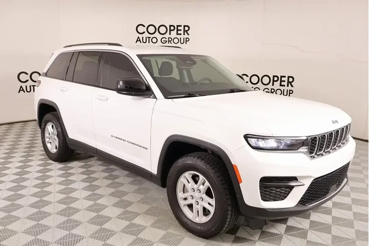 $23789 : Jeep Grand Cherokee 2023 4x2 image 1