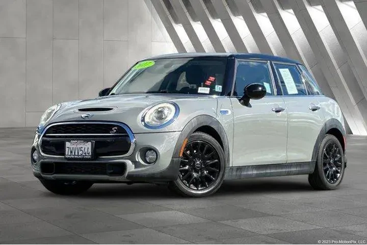 $14500 : MINI Hardtop 4 Door 2017 Coo image 1