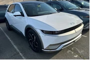 $28990 : Hyundai IONIQ 5 2024 Limited thumbnail