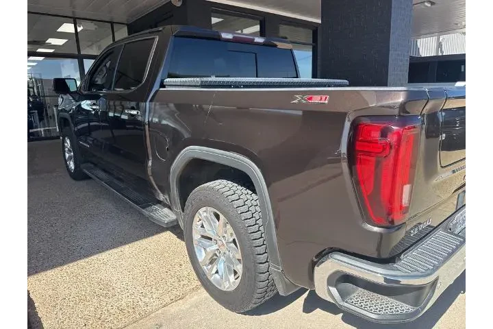 $30216 : GMC Sierra 1500 2019 4x4 SLT image 3
