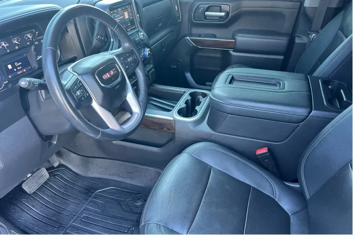 GMC Sierra 1500 2021 4x4 SLT image 9