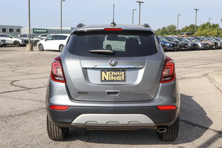 $14788 : 2019 Encore Preferred image 5