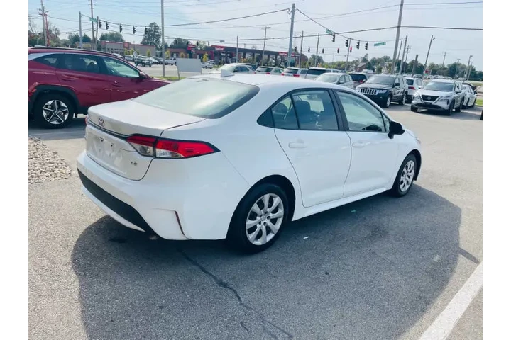 $16999 : 2022 Corolla LE image 7