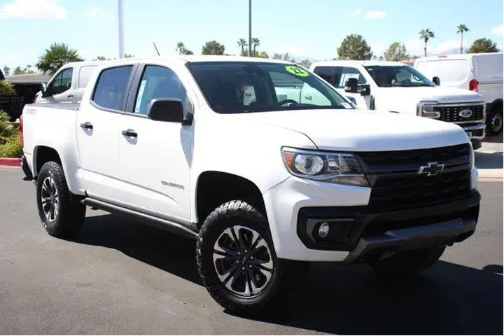 $24395 : Chevrolet Colorado 2022 4x2 image 1