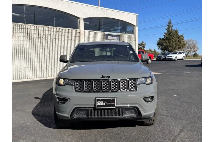 $25418 : Jeep Grand Cherokee WK 2022 image 8