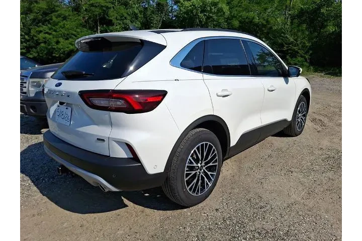$27792 : Ford Escape Plug-In Hybrid 2 image 4