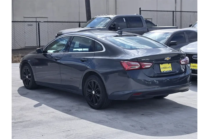 $13395 : Chevrolet Malibu 2021 LT 4dr image 4