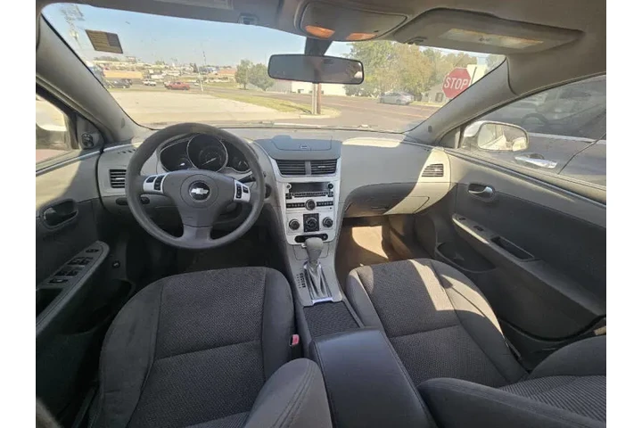 $6500 : 2009 Malibu LT image 9