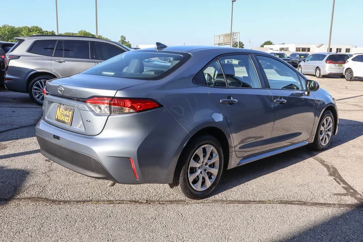$21887 : 2024 Corolla LE CVT image 4