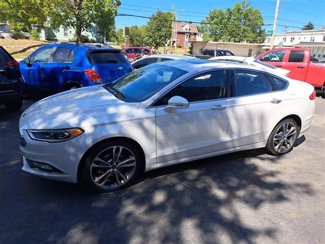 $13375 : 2017 FORD FUSION image 8