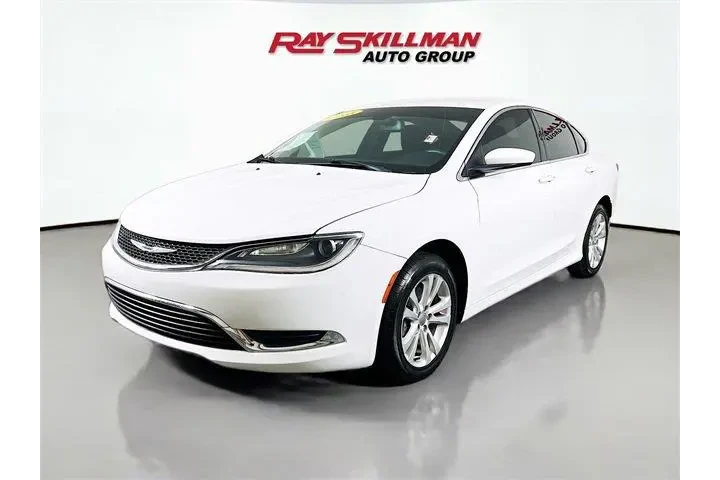 $9975 : Chrysler 200 2015 Limited 4d image 3