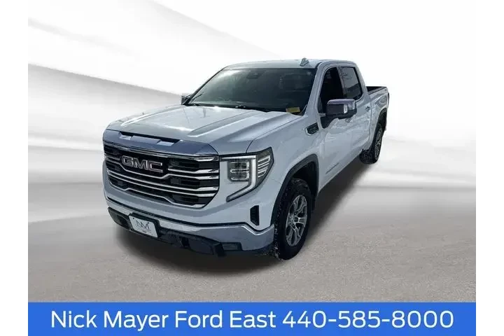 $39995 : GMC Sierra 1500 2025 4x4 SLT image 3