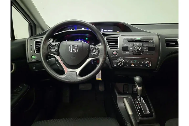 $17998 : Honda Civic 2015 LX 4dr Seda image 10