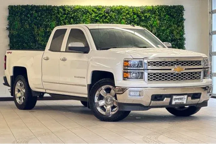 $18449 : Chevrolet Silverado 1500 201 image 2