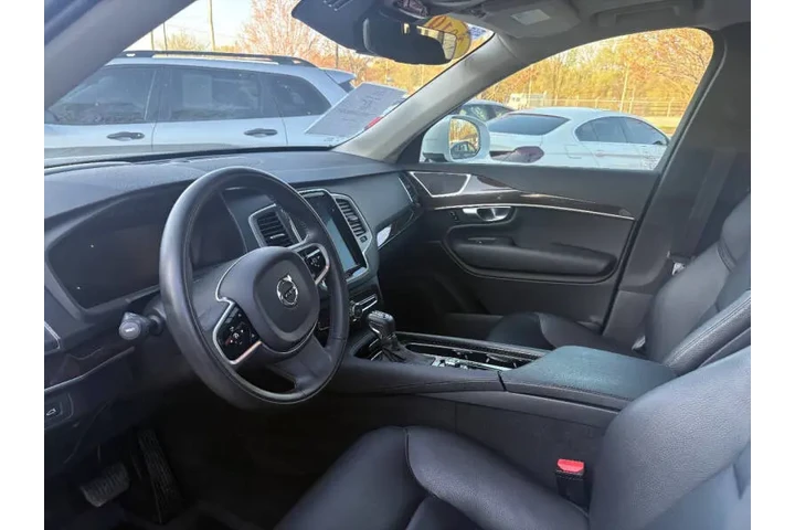 $16950 : 2019 XC90 T6 Momentum image 8