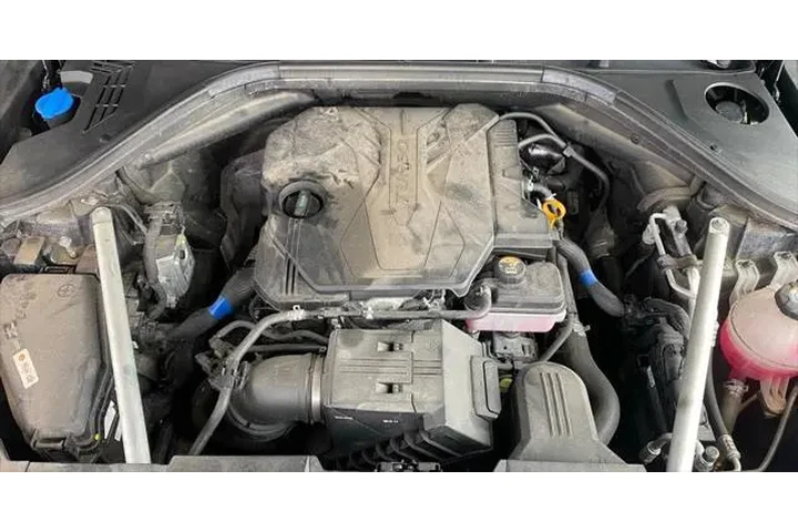 $31590 : Genesis GV70 2023 AWD 2.5T S image 8