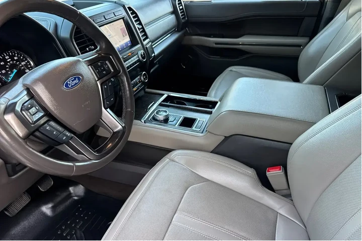 $33900 : Ford Expedition 2021 4x2 Lim image 9
