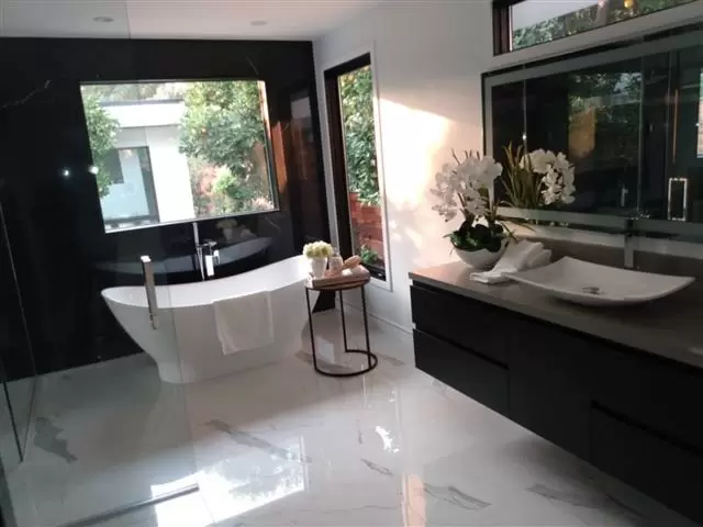 Baños y cocinas image 5