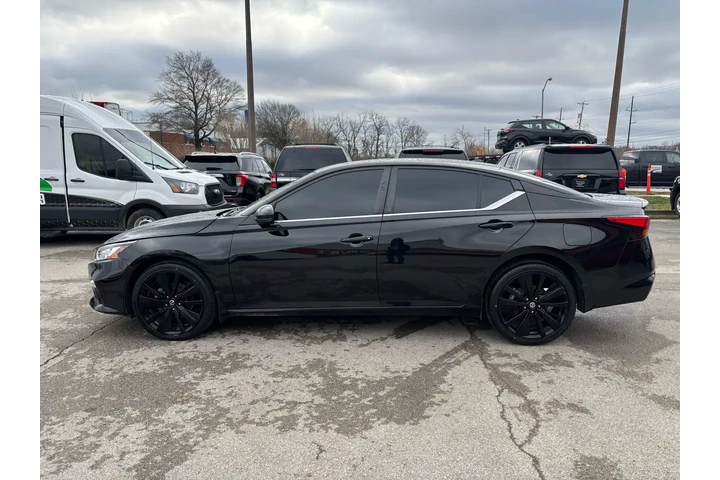 $17980 : 2022 Altima 2.5 SR AWD Sedan image 5