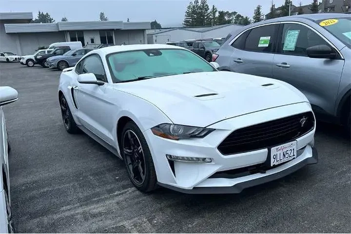 $39921 : Ford Mustang 2021 GT 2dr Fas image 2