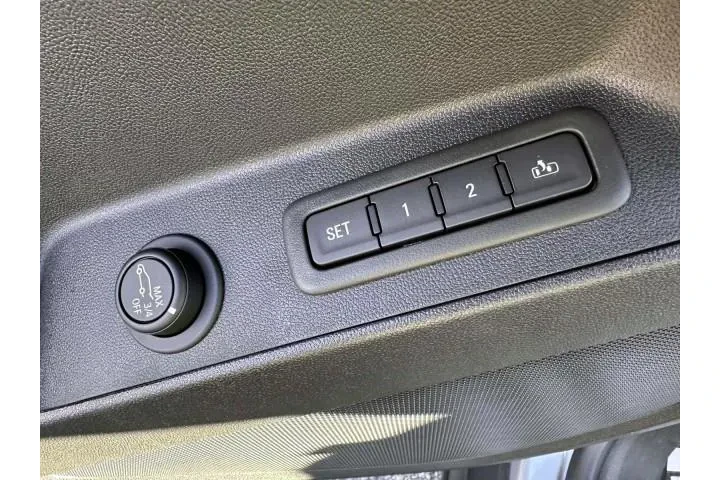 $23989 : Chevrolet Equinox 2023 4x4 P image 9