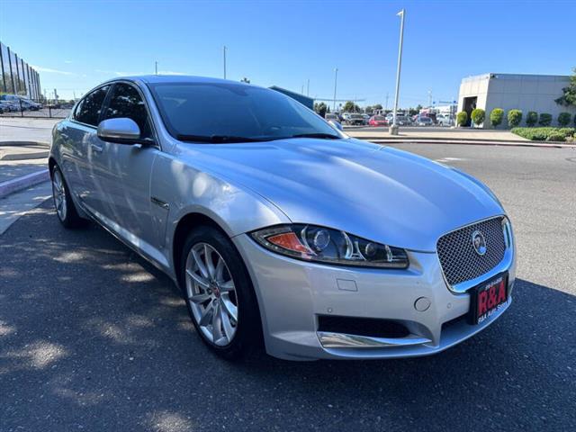 $12850 : 2015 XF 2.0T Premium image 1