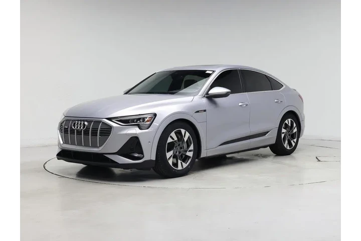 $32998 : Audi e-tron Sportback 2022 A image 4