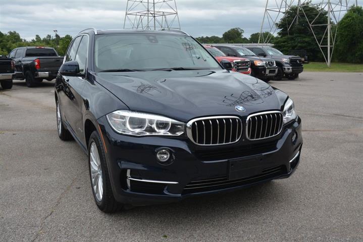 2016 BMW X5 sDrive35i image 4