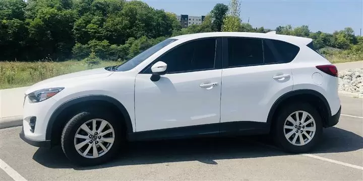 $5500 : 2016 Mazda CX-5 Touring SUV image 1