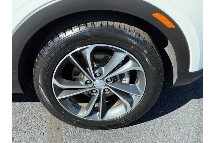 $17231 : Buick Encore GX 2022 Select image 8