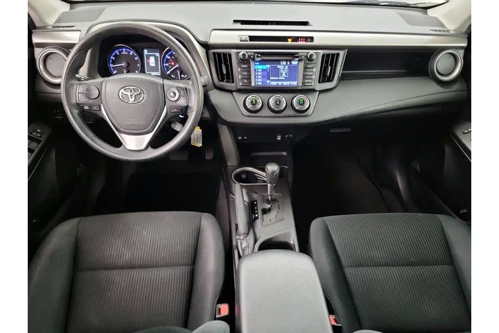 $17998 : Toyota RAV4 2017 LE 4dr SUV image 9