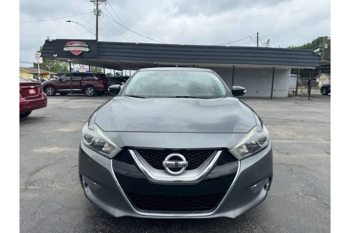 $15495 : 2017 Maxima 3.5 SV image 4
