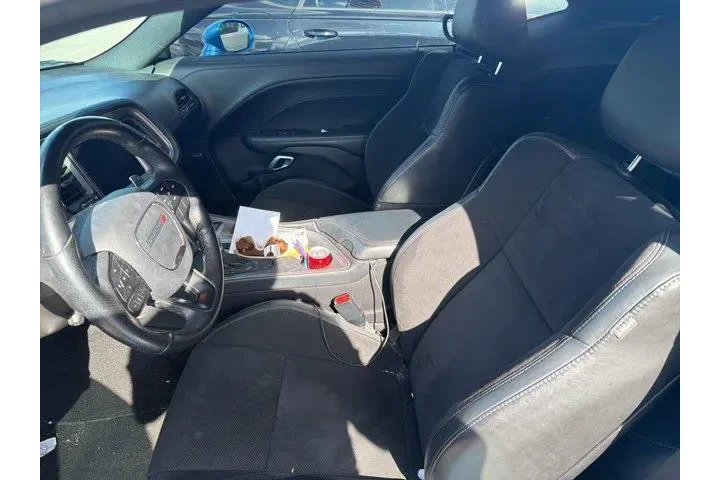 $36990 : Dodge Challenger 2023 R/T 2d image 9