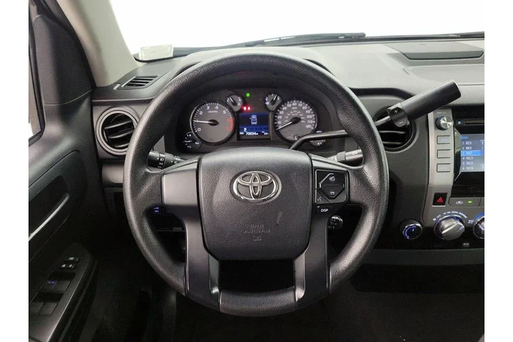 $30998 : Toyota Tundra 2016 4x4 SR 4d image 10