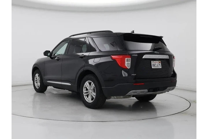 $26998 : Ford Explorer 2020 AWD XLT 4 image 2