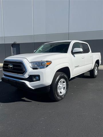 $26995 : 2021 Tacoma SR5 Double Cab I4 image 5