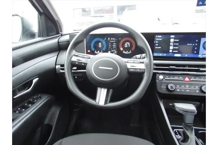 $25288 : Hyundai TUCSON 2025 AWD SE 4 image 8