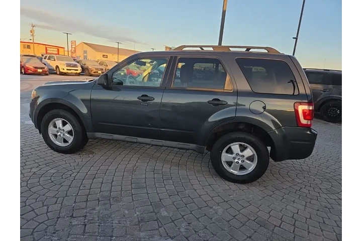 $4550 : 2009 Escape XLT image 8