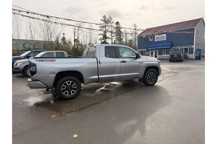 $29899 : Toyota Tundra 2019 4x4 SR5 4 image 4