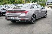 $22000 : Hyundai ELANTRA 2023 Limited thumbnail