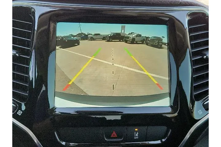 $27990 : Jeep Cherokee 2022 4x4 Limit image 7