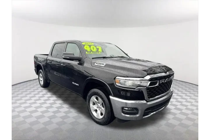 $35891 : Ram 1500 2025 4x4 Big Horn 4 image 3