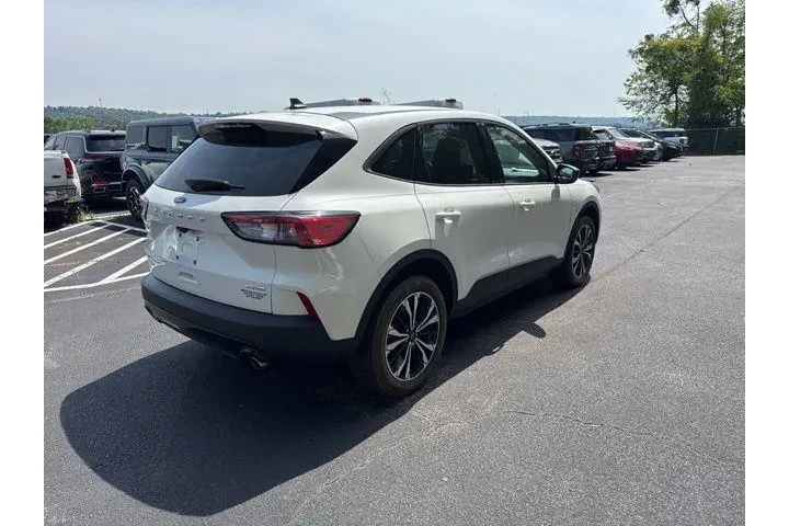 $21690 : Ford Escape 2022 AWD SE 4dr image 6