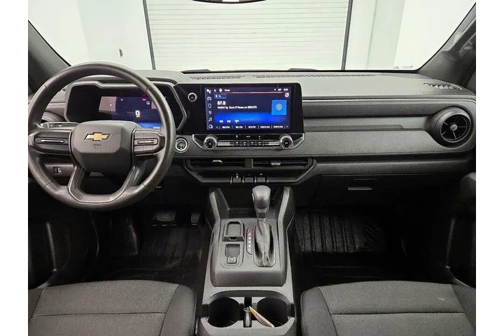 $25998 : Chevrolet Colorado 2023 4x2 image 9