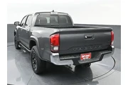 $29795 : Toyota Tacoma 2021 4x2 TRD S thumbnail