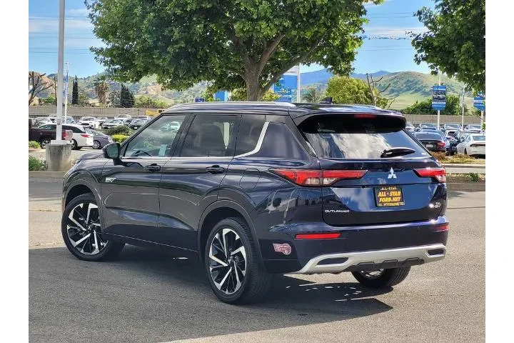 $33900 : Mitsubishi Outlander PHEV 20 image 6