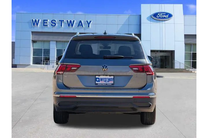 $22603 : Volkswagen Tiguan 2023 SE 4d image 4