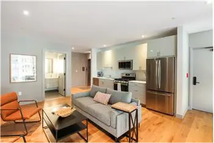 $5300 : Rental property with 5 bedro image 6