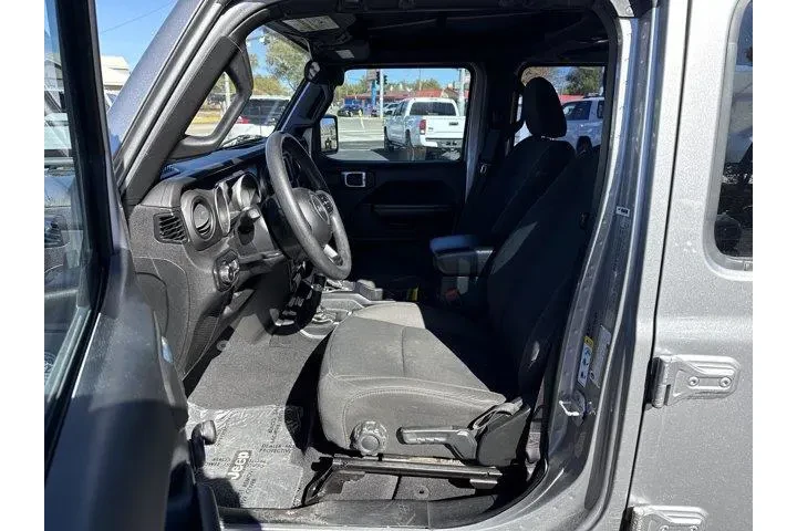 $17988 : Jeep Wrangler Unlimited 2018 image 10