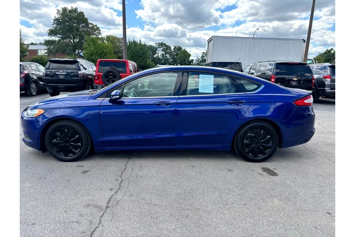 $8980 : 2016 Fusion 4dr Sdn SE FWD image 5